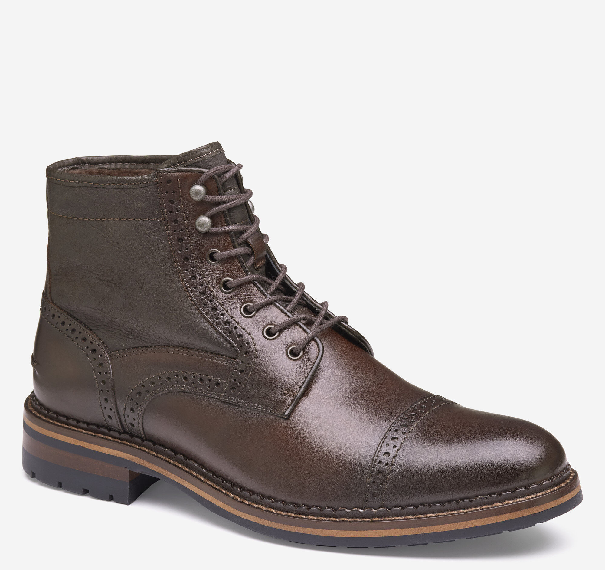 Johnston & murphy outlet campbell wingtip chukka boots